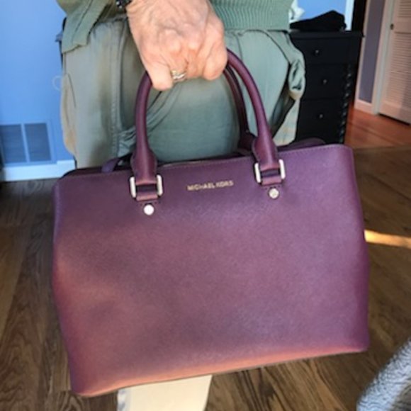 Maroon leather Michael Kors purse and matching wallet - Picture 1 of 6